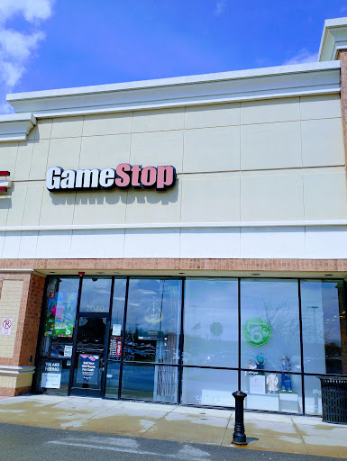 GameStop, 2040 Greengate Centre Cir, Greensburg, PA 15601, USA, 