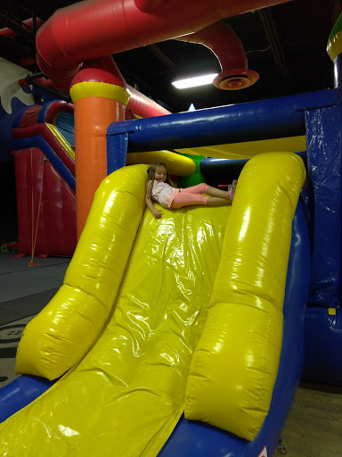 Cincinnati Mall, 600 Cincinnati Mills Dr, Cincinnati, OH 45240, USA, 