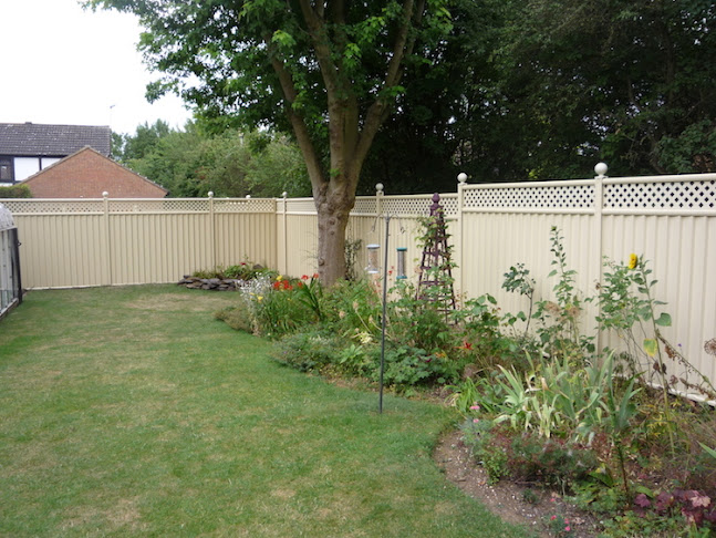 Comments and reviews of ColourFence Garden Fencing - Nottingham