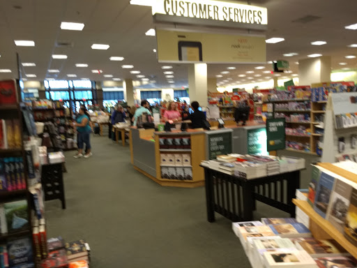 Book Store «Barnes & Noble», reviews and photos, 131 Colonie Center #355, Albany, NY 12205, USA