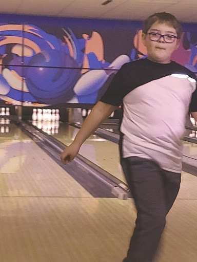Bowling Alley «Parkside Lanes», reviews and photos, 34W185 Montgomery Rd, Aurora, IL 60504, USA