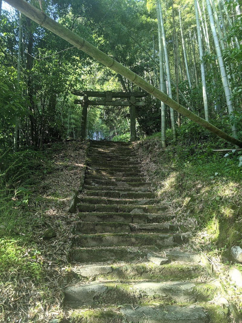 紫尾神社（司野神社）