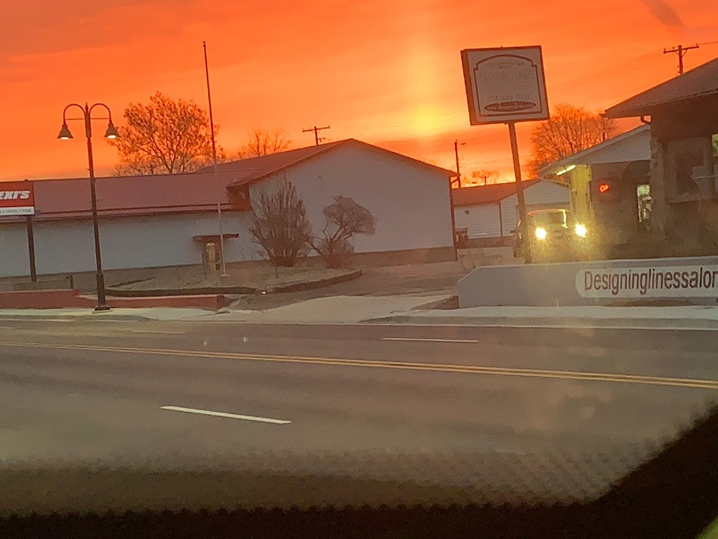 Designing Lines Kokomo, IN 46901 Services and Reviews