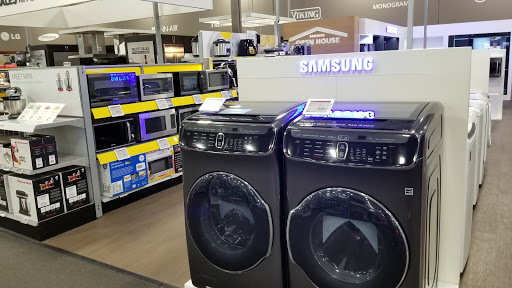 Electronics Store «Best Buy», reviews and photos, 2288 E Williams Field Rd, Gilbert, AZ 85295, USA