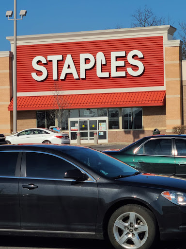 Office Supply Store «Staples», reviews and photos, 4711 Perkiomen Ave, Reading, PA 19606, USA