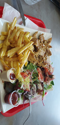 Plats et boissons du Restaurant de döner kebab Les Délices Montiliens à Monteux - n°16