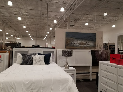 Furniture Store «Value City Furniture», reviews and photos, 13961 Manchester Rd, Ballwin, MO 63011, USA