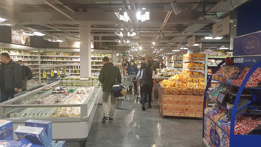 Big supermarkets Zurich
