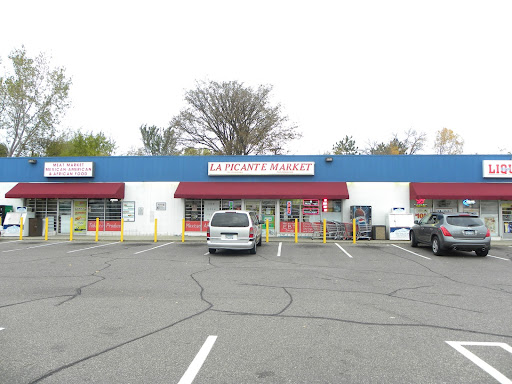 La picante Market, 7914 Bass Lake Rd, Minneapolis, MN 55428, USA, 