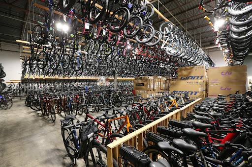 Warehouse «Bike World Warehouse», reviews and photos, 2401 Hickman Rd, Des Moines, IA 50310, USA