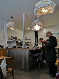 Photo n°209 de fringe à Paris ()