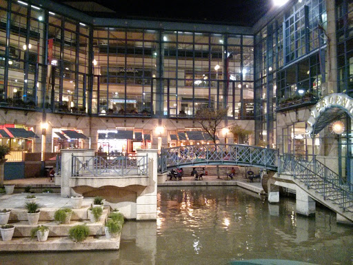 Shopping Mall «Shops at Rivercenter», reviews and photos, 849 E Commerce St, San Antonio, TX 78205, USA