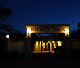 Elizabeth Lodge photo