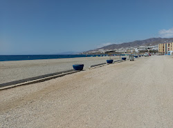 Photo de Playa de la Sirena Loca zone des équipements