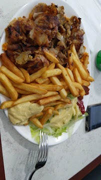 Plats et boissons du Kebab Laz Burger à Champs-sur-Marne - n°3