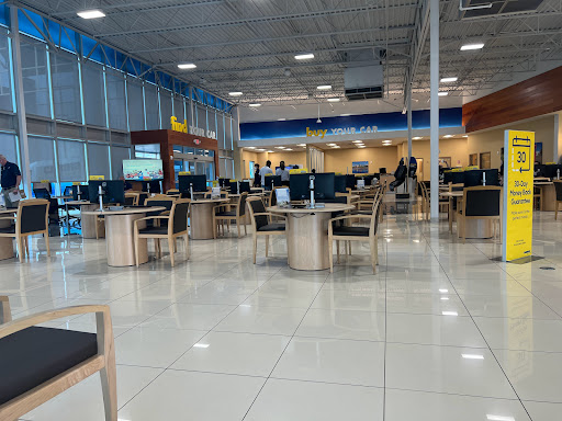 Used Car Dealer «CarMax», reviews and photos, 16110 North Fwy, Houston, TX 77090, USA