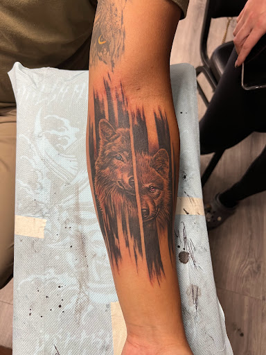 Explore side tattoo ideas for women, creative tattoo ideas in Pittsburg, available at Delta Art & Tattoo