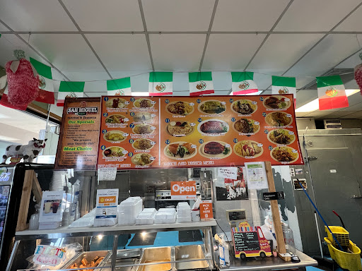 Mexican Grocery Store «San Miguel Mexican Store And Taqueria», reviews and photos, 2024 54th Ave E, Fife, WA 98424, USA