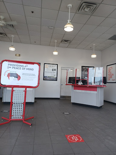 Tire Shop «Discount Tire Store - Oak Lawn, IL», reviews and photos, 6635 95th St, Oak Lawn, IL 60453, USA