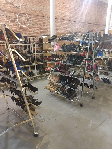 Thrift Store «Lifelong Thrift store», reviews and photos, 312 Broadway E, Seattle, WA 98102, USA