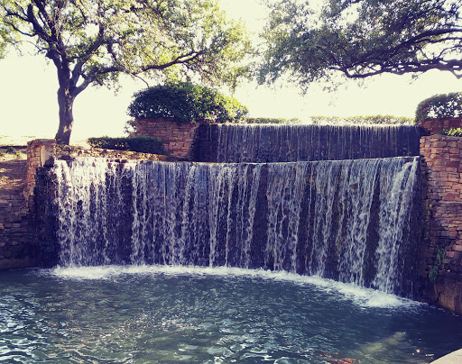 Tourist Attraction «Mandalay Canal Walk at Las Colinas», reviews and photos, 215 Mandalay Canal, Irving, TX 75039, USA