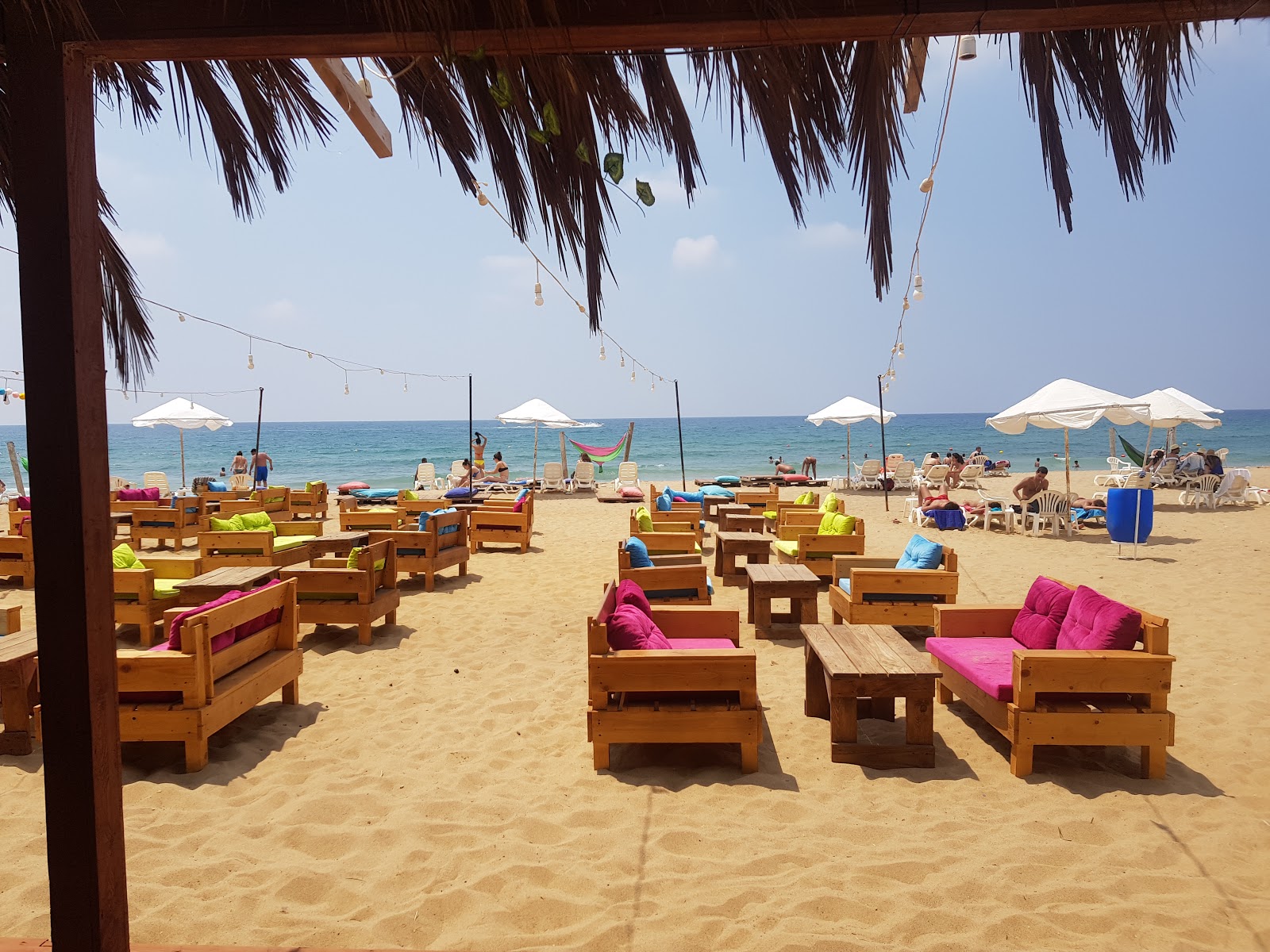 Summer Beach'in fotoğrafı çok temiz temizlik seviyesi ile