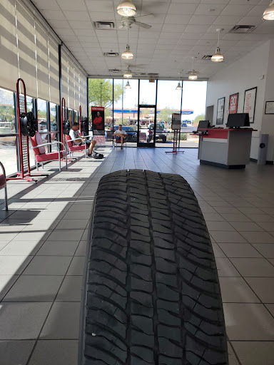 Tire Shop «Discount Tire Store - Anthem, AZ», reviews and photos, 42425 N Vision Way, Anthem, AZ 85086, USA