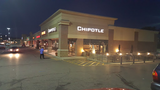 Mexican Restaurant «Chipotle Mexican Grill», reviews and photos, 4402 Montgomery Rd, Cincinnati, OH 45212, USA