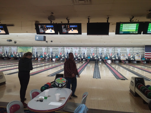 Bowling Alley «Plaza Lanes», reviews and photos, 42001 Ann Arbor Rd, Plymouth, MI 48170, USA