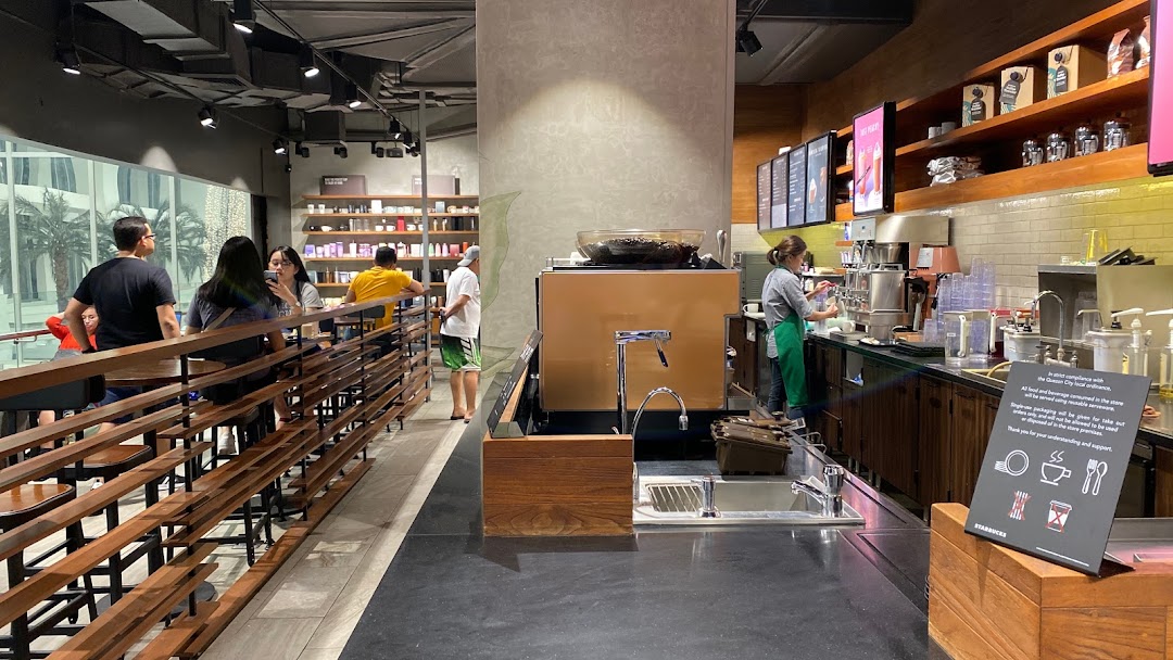 Starbucks Landmark Extension