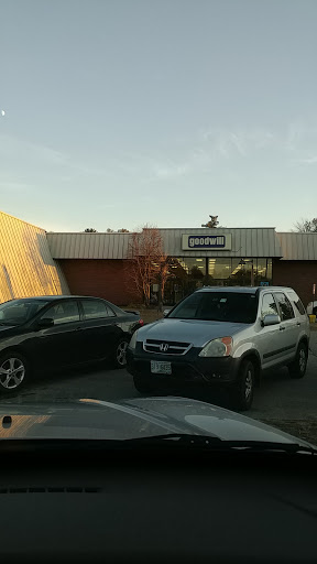 Thrift Store «Goodwill Store & Donation Center», reviews and photos