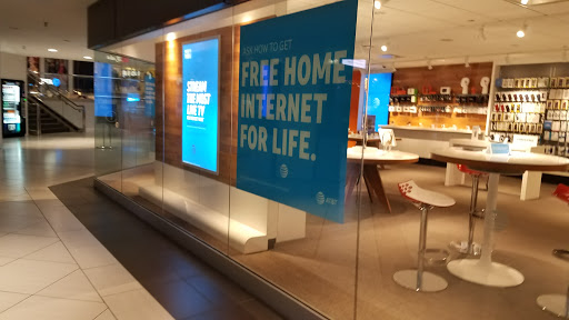 Cell Phone Store «AT&T», reviews and photos, 5 Woodfield Mall f123, Schaumburg, IL 60173, USA