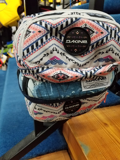 Outdoor Sports Store «Redding Sports Ltd», reviews and photos, 950 Hilltop Dr, Redding, CA 96003, USA