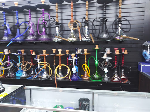 Tobacco Shop «Mr. SMOKE (smoke shop)», reviews and photos, 4347 Gunn Hwy, Tampa, FL 33618, USA