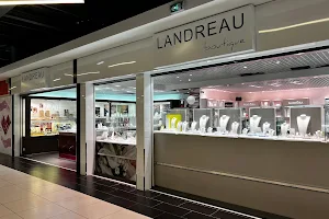 Landreau Boutique image