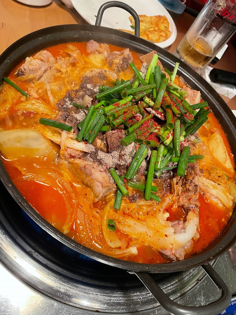 韓国料理ダイニングバーANNA（アンナ）