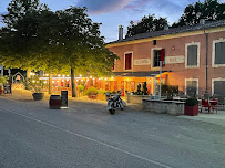 Photos du propriétaire du Restaurant Le Chapeau Rouge à Simiane-la-Rotonde - n°4