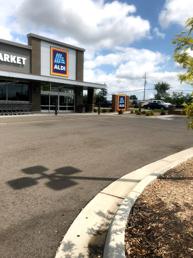 Supermarket «ALDI», reviews and photos, 28971 S Wixom Rd, Wixom, MI 48393, USA