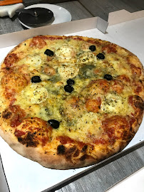 Plats et boissons du Pizzas à emporter Le Pizzaiollo à Allevard - n°5