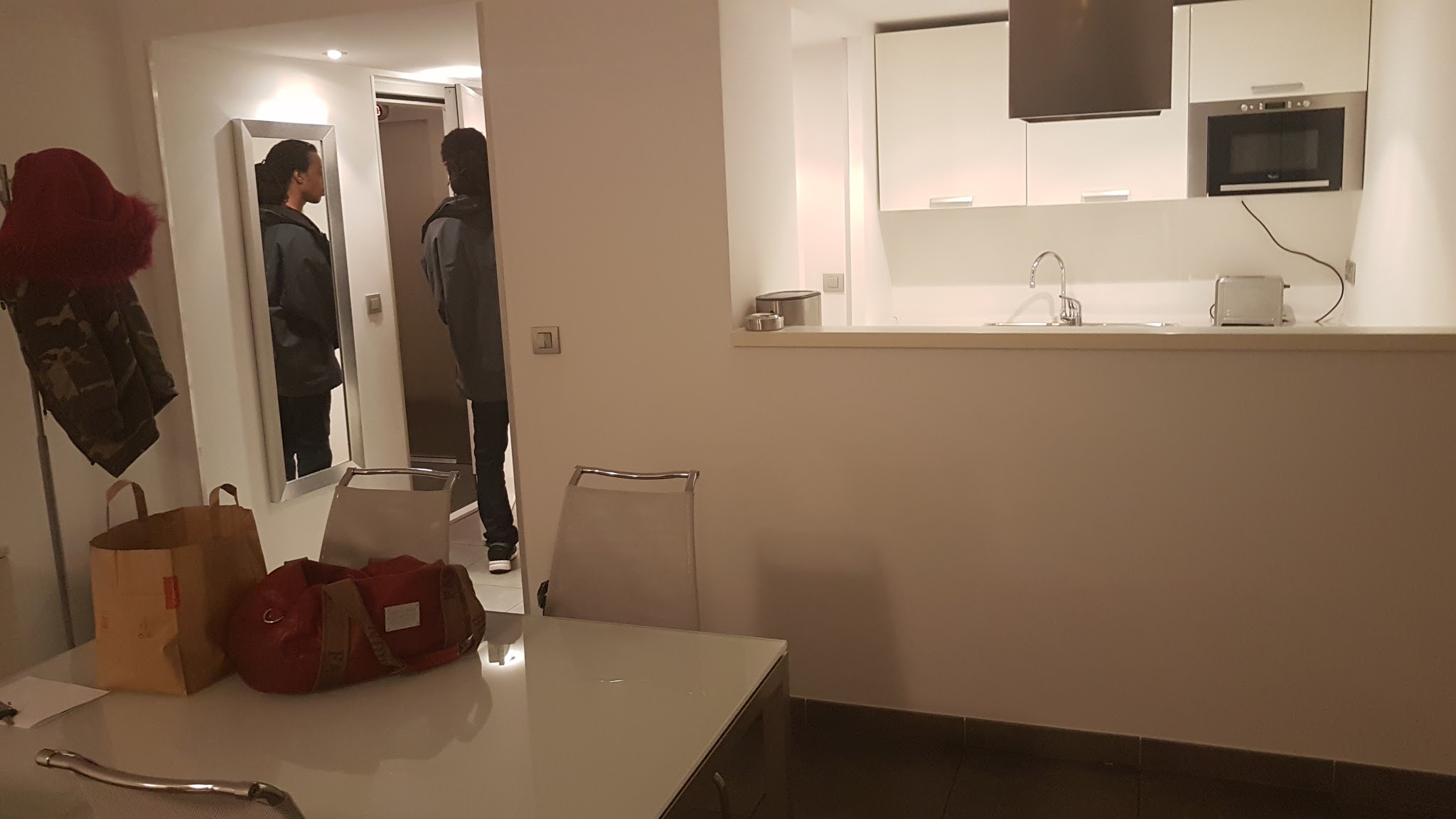 Photo n° 8 de l'avis de DJ.i fait le 13/02/2018 à 05:15