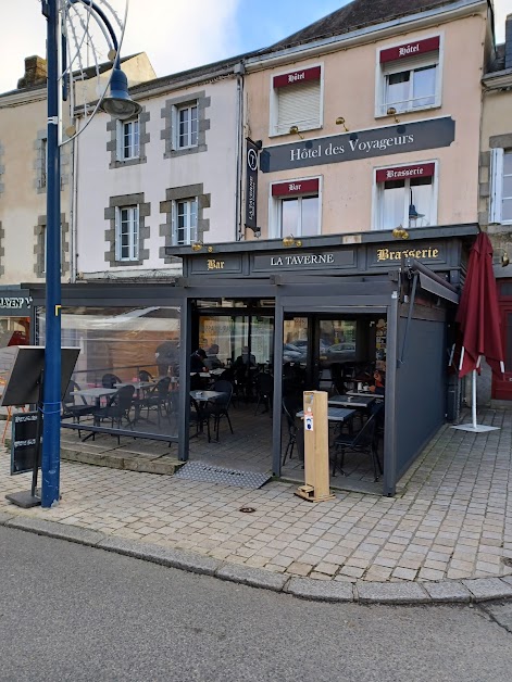 La Taverne - Table de caractère - Mayenne 53100 Mayenne