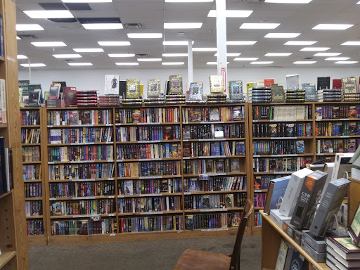 Book Store «Half Price Books», reviews and photos, 6339 E Southern Ave, Mesa, AZ 85206, USA