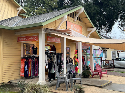 Thrift Store «Boheme Hip Used Clothing», reviews and photos, 409 3rd St, Davis, CA 95616, USA