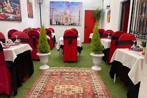 Royal Tandoori Indian Restaurant Palencia image