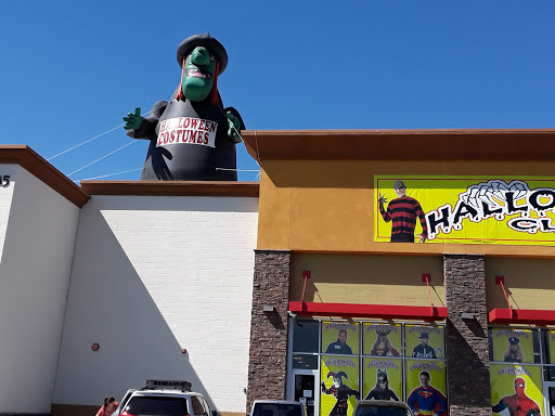 Shoe Store «WSS», reviews and photos, 1289 N Hacienda Blvd, La Puente, CA 91744, USA