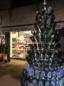 Bigliardi & Garuti...enoteca Via Emilia All'Angelo, 21/a, 42124 Reggio Emilia RE, Italia