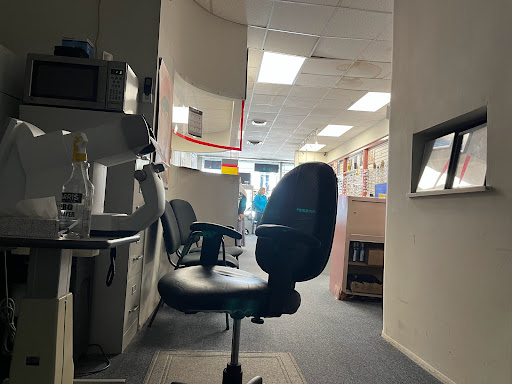 Eye Care Center «Bensonhurst Family Vision», reviews and photos, 2142 86th St, Brooklyn, NY 11214, USA