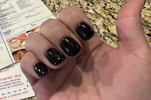 Leslie Nails and Spa image