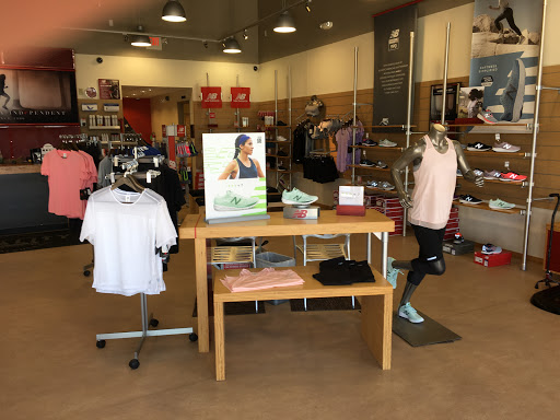 Shoe Store «New Balance Fairview Heights», reviews and photos, 6540 N Illinois St #104, Fairview Heights, IL 62208, USA