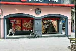 Pizza Hut image